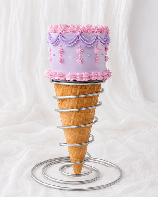 Single-Tier Vintage Cone